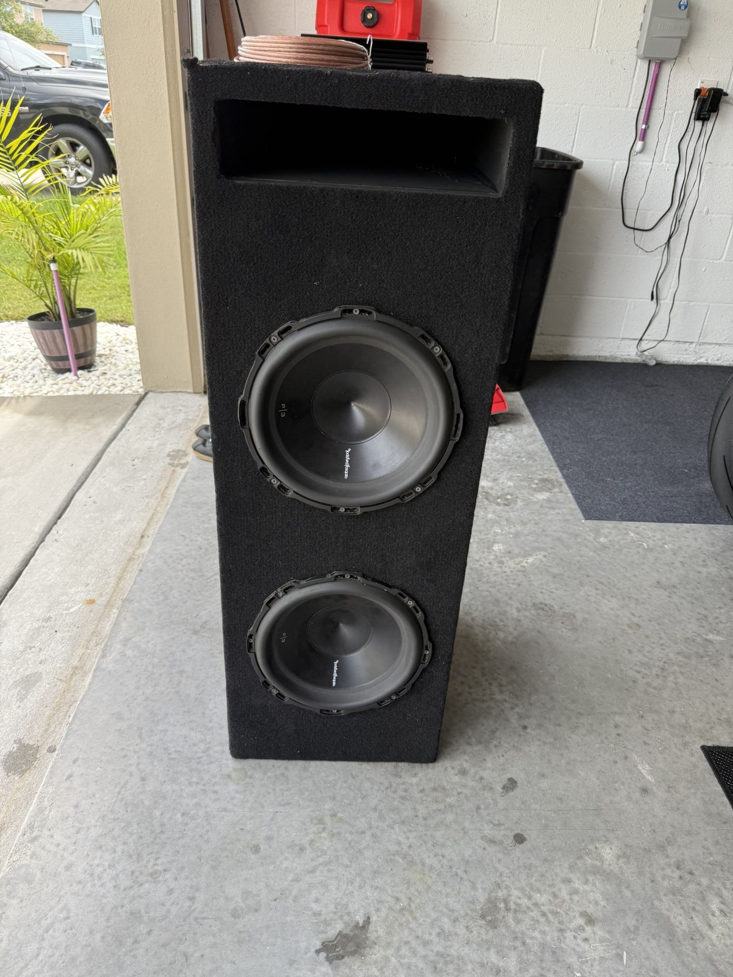 2 - 12 Inch Rockord Fosgate P3 With 1500 W Crescendo Amp