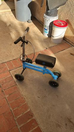 Knee Walker/scooter