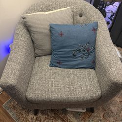 Accent Chair 