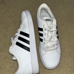 Adidas (boys Or Women’s) 