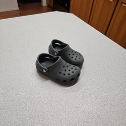 Toddler Crocss Size 7 Grey