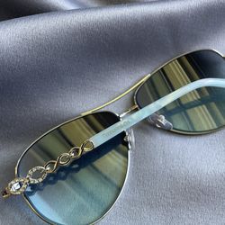 Tiffany & Co. TF3049B with Blue lenses and Silver frame, size M (58 - 12)