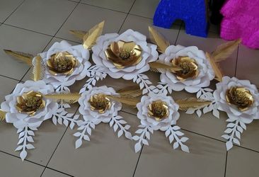 Flores De Cartulina $45