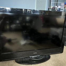 VIZIO TV