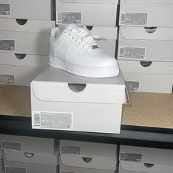 Nike Air Force 1 5,5.5,6,6.5,7,7.5,8,8.5,9,9.5,10,10.5,11,11.5,12,12.5,13