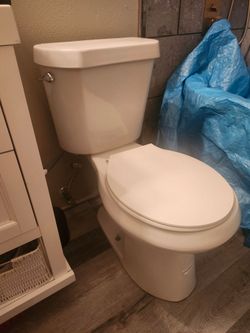 Glacier Bay Toliet
