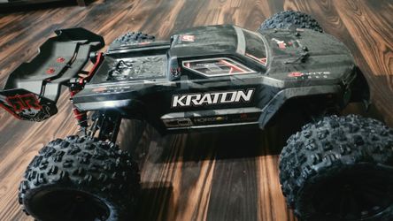 ARRMA KRATON 4WD Extreme Bash Roller Speed Monster Truck - ARA106053