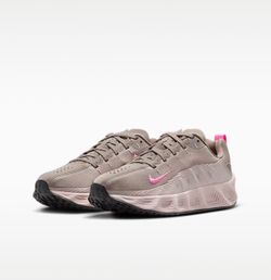 Nike Ava Rover Size 5Y