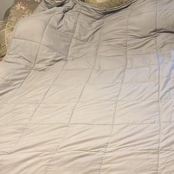 Light Grey Weighted Blanket