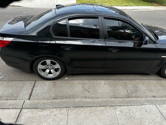 2007 BMW 525i
