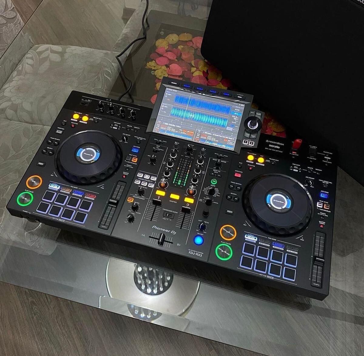 Pioneer -RX3 All In One DJ Controller