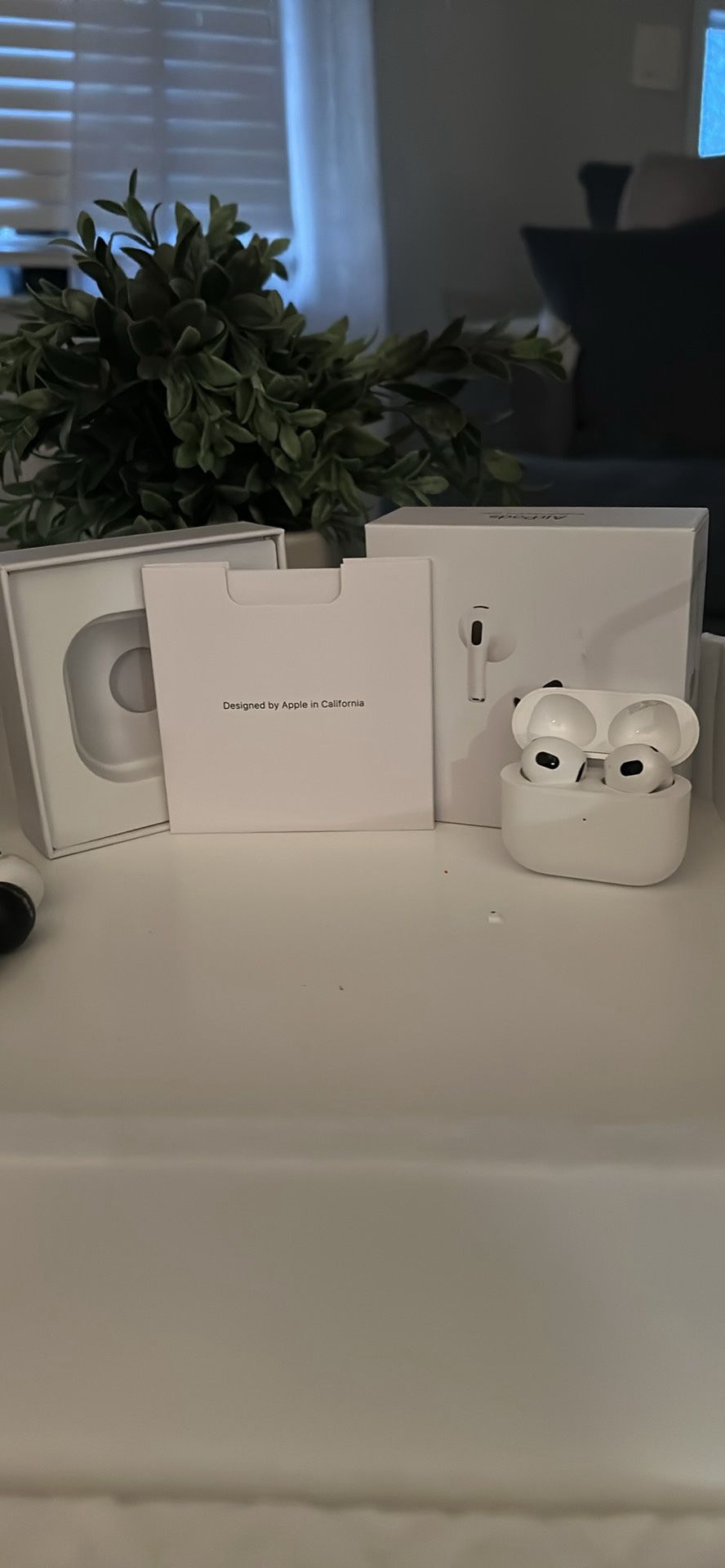 Apple AirPods 3 Generation