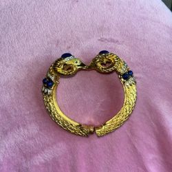 Cadoro Two-Ram Head Gold Bracelet 