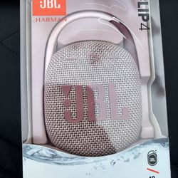 JBL Clip 4
