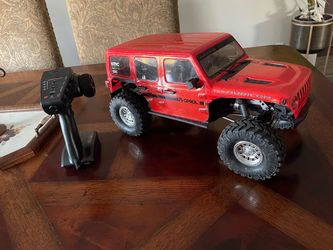 AXIAL 1/10 SCX10 III JEEP JLU WRANGLER 4X4 ROCK CRAWLER WITH PORTALS