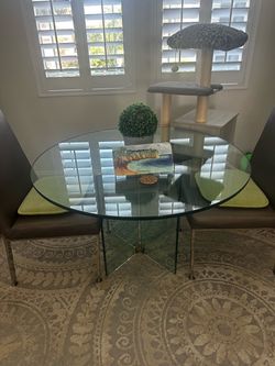 Round Glass Dining Table with Glass Base