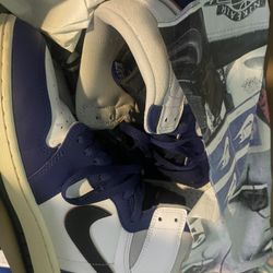 Men Shoes Size 11 Used But In Good Shape 