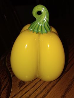Glass Yellow Pepper