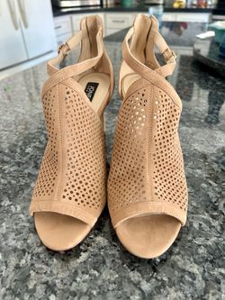 Jones New York Kid Suede Georgina Heels