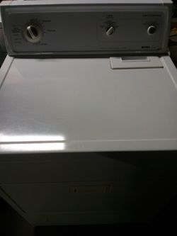 Kenmore gas dryer works great nothing wrong with it