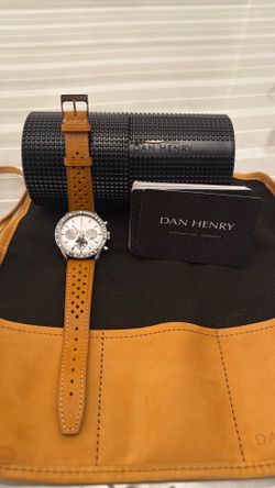 Dan Henry 1962 Racing Chronograph Watch