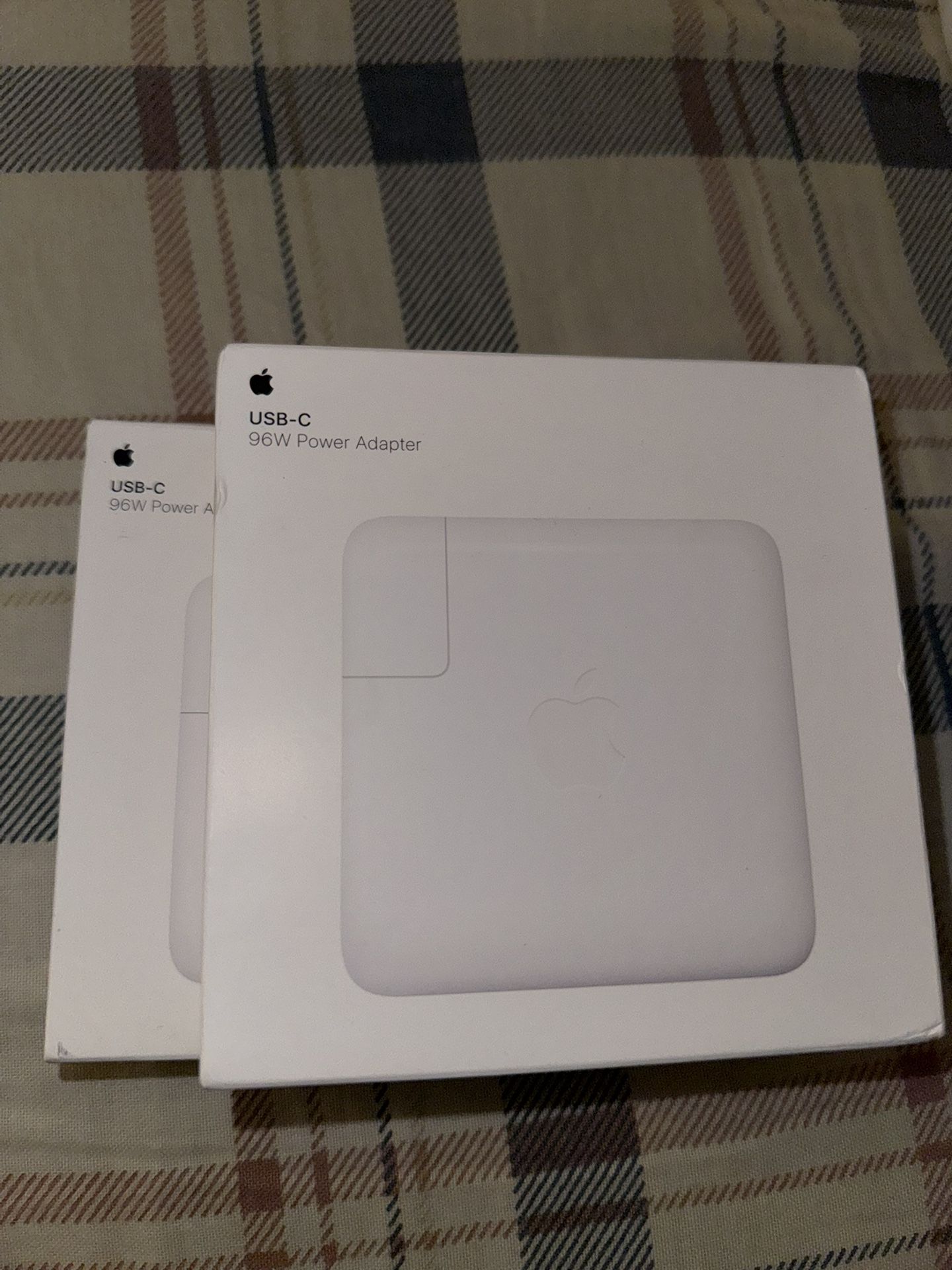 APPLE USB-C 96W POWER ADAPTER