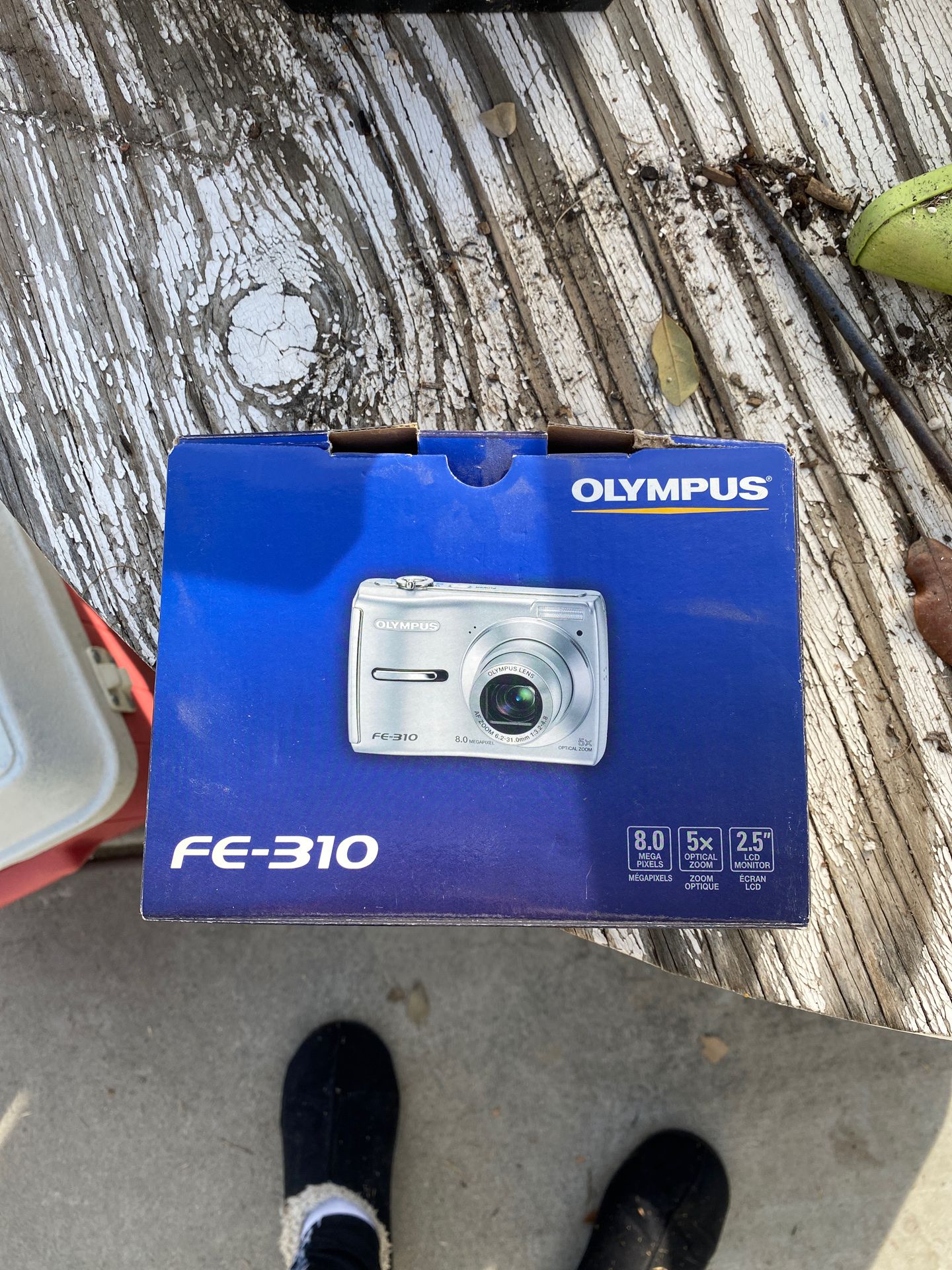 Olympus Fe- 310 digital camera