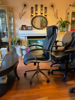 EXECUTIVE OFFICE. CHAIR