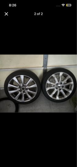 Set of 2 Silver wheels size (215/45r18 89v)