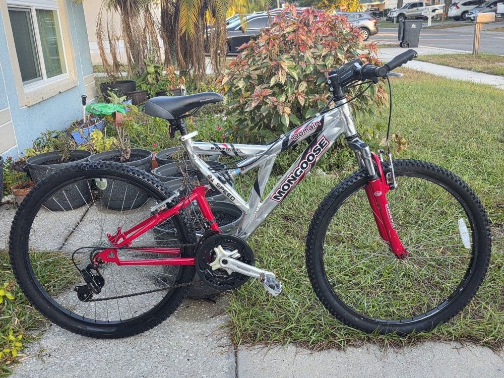 Mongoose Domain Dual Suspension Mountain Bike