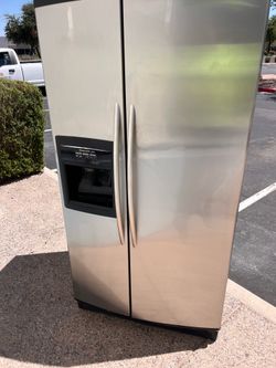 Kitchen Aid Stainless Steel Side-by-Side Refrigerator