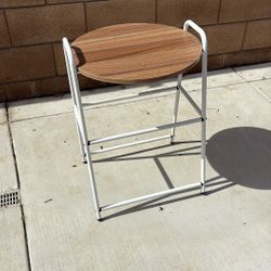 Wooden Small Circle Desk