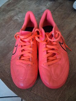 Nike tiempo