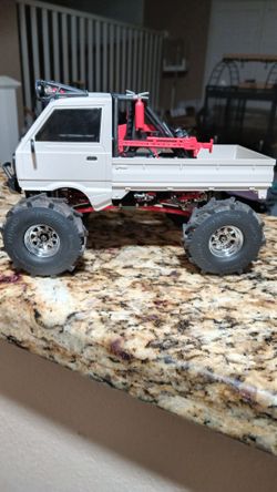 Axial scx24 kei truck crawler