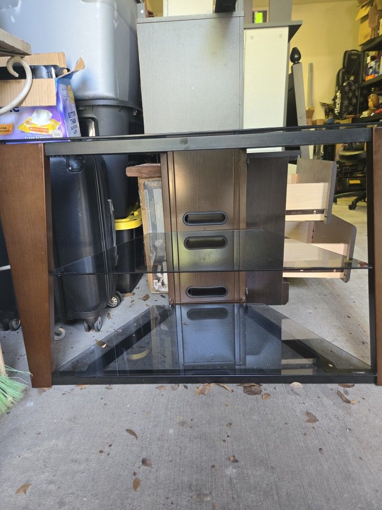 Entertainment Table