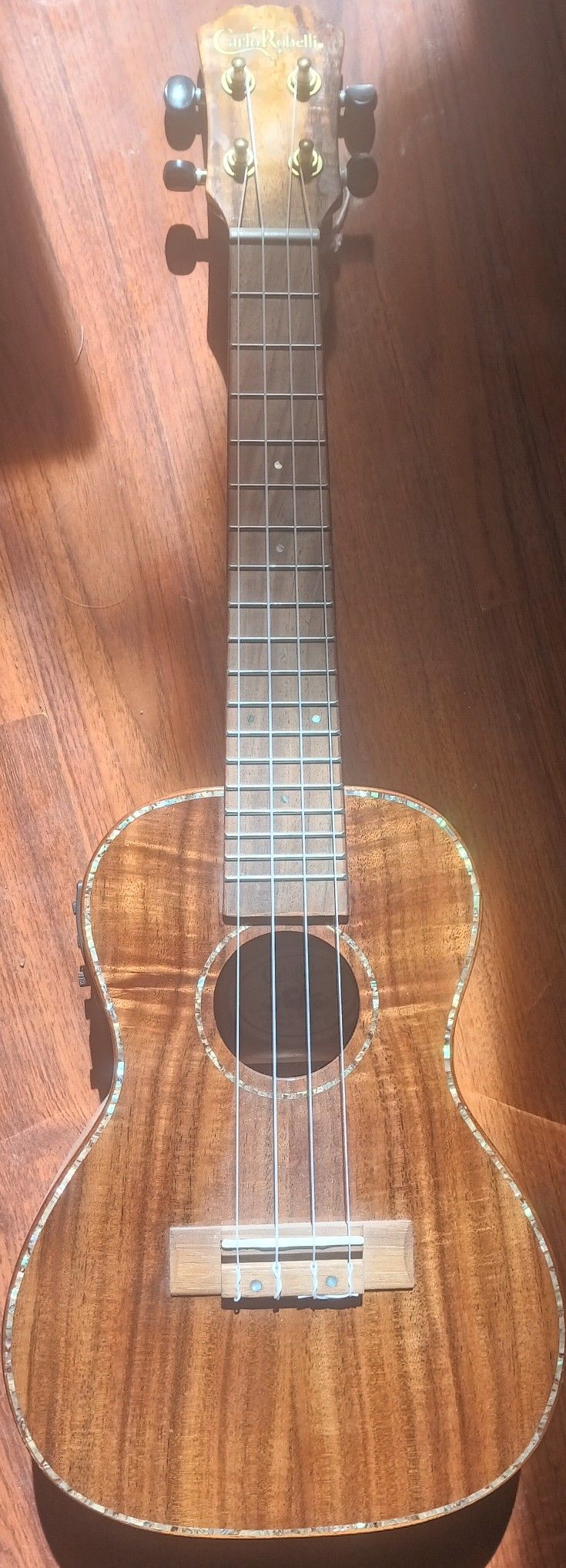 ukulele Electric New