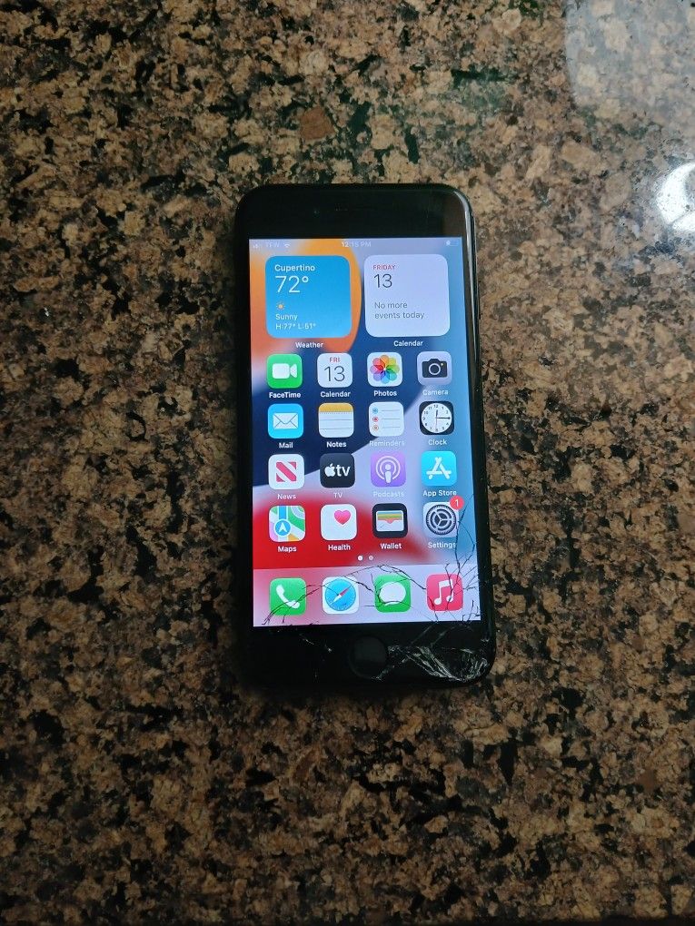 IPhone 7 Unlocked Cracked For Parts