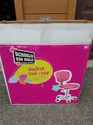 Pink Office Max New Student Dorm Rolling Desk Chair For Sale In