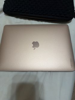 MacBook Air 13 M1 8 core CPU 8 core GPU Gold