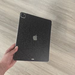 iPad Pro 12.9 inch with 512 GB (4th Gen)