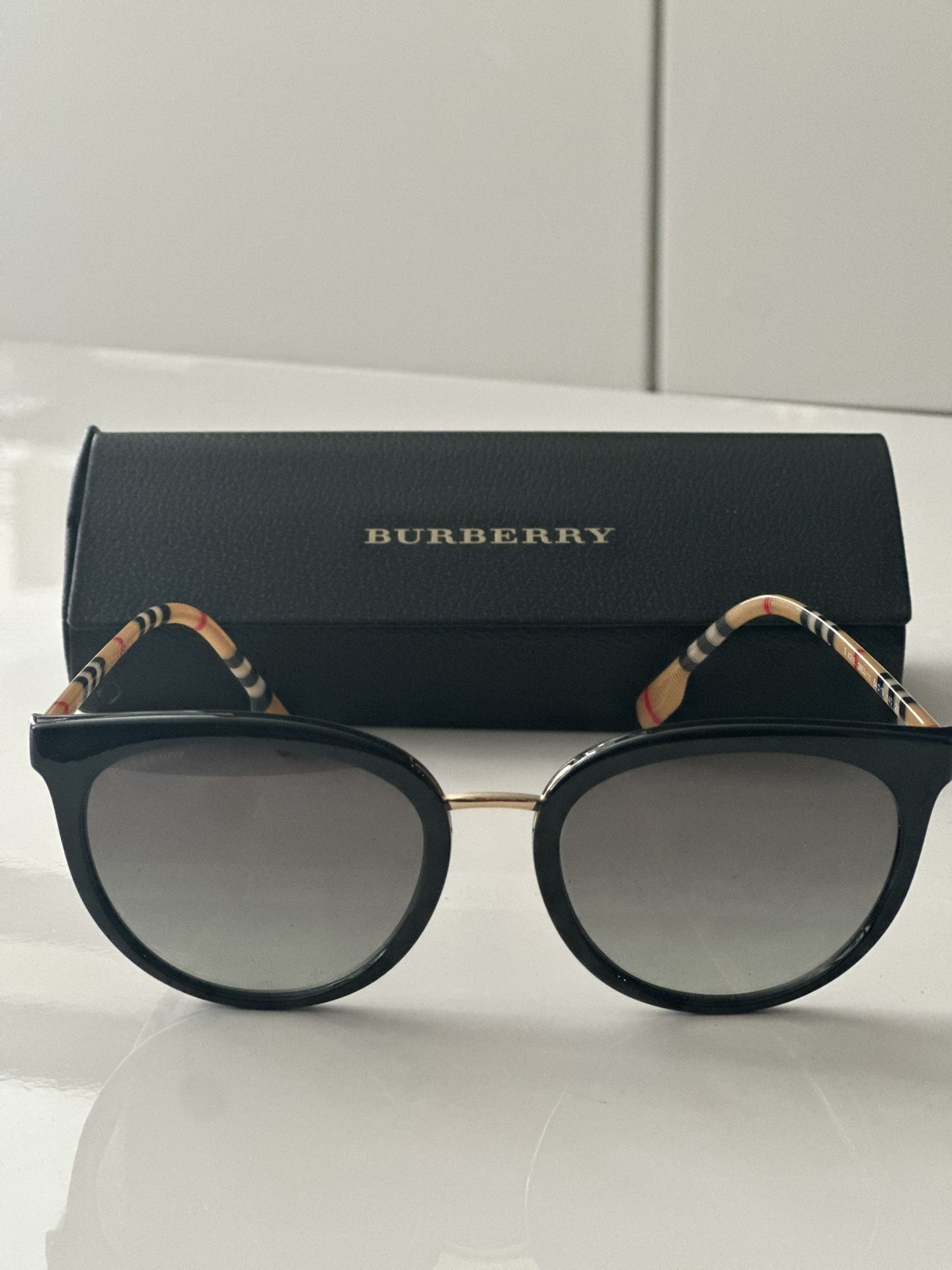 Burberry Women Sunglasses