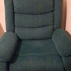 Wide LIFt MASSAGE CHAIR With REMOTE