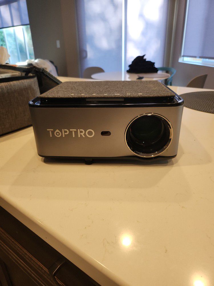 Toptro X1 projector 