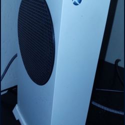 Xbox Series S 512GB Bundle