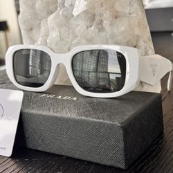 Hi-Fashion Sunglasses  