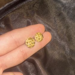 Gold Nugget Earings 10K