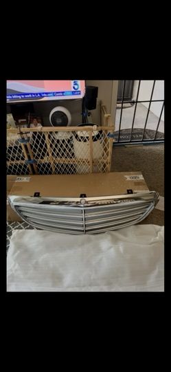 OEM Mercedes C(contact info removed) Front Grille W205 $250