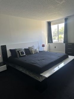 SUNNY ISLES BEACH FURNISHED PRIVATE ROOMS PRIVATE BATHROOMS EQUIPPED KITCHEN 