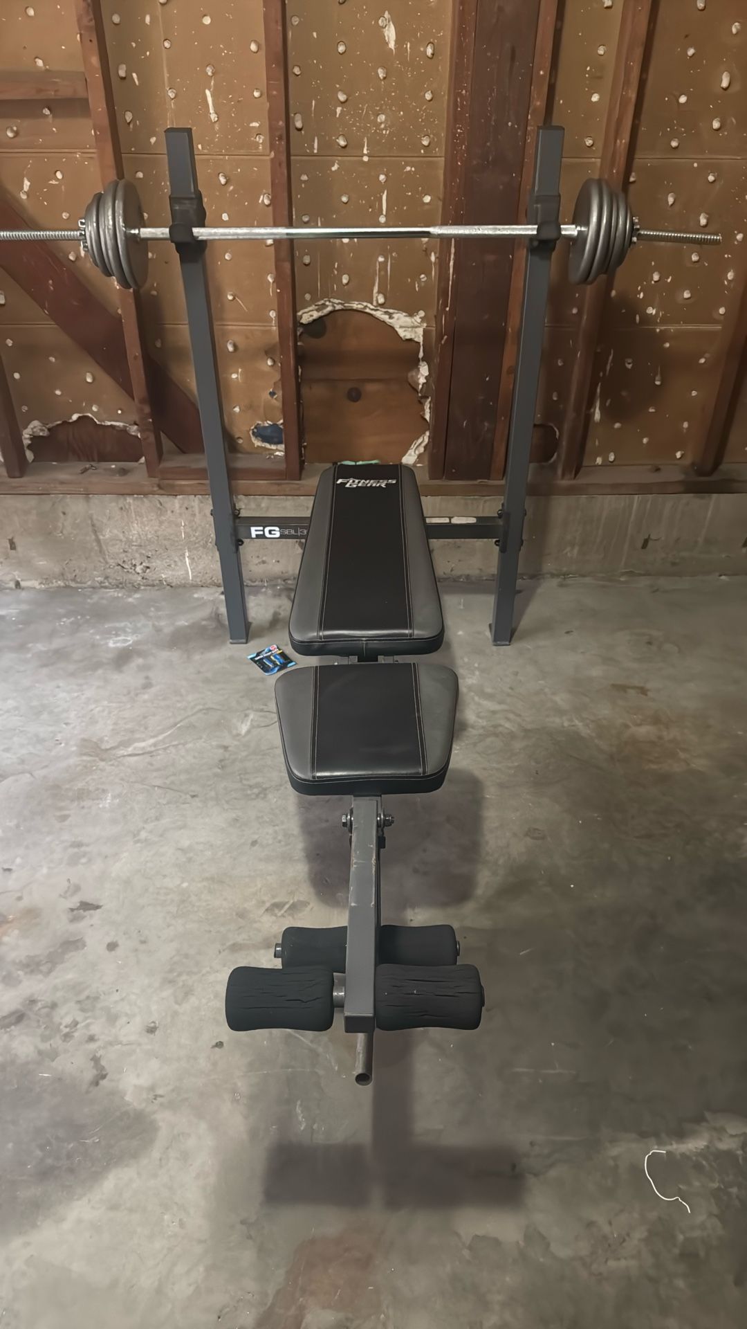 Weight set with bench