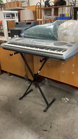 Casio Electronic Keyboard Piano With Stand